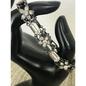 Gorgeous Crystal Flower Tennis‎ Bracelet Stunning